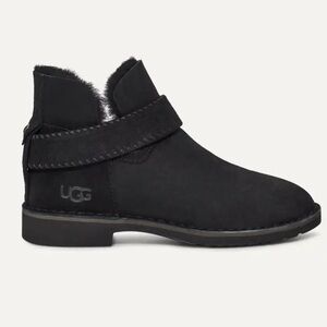 Black UGG McKay Boot Size 9